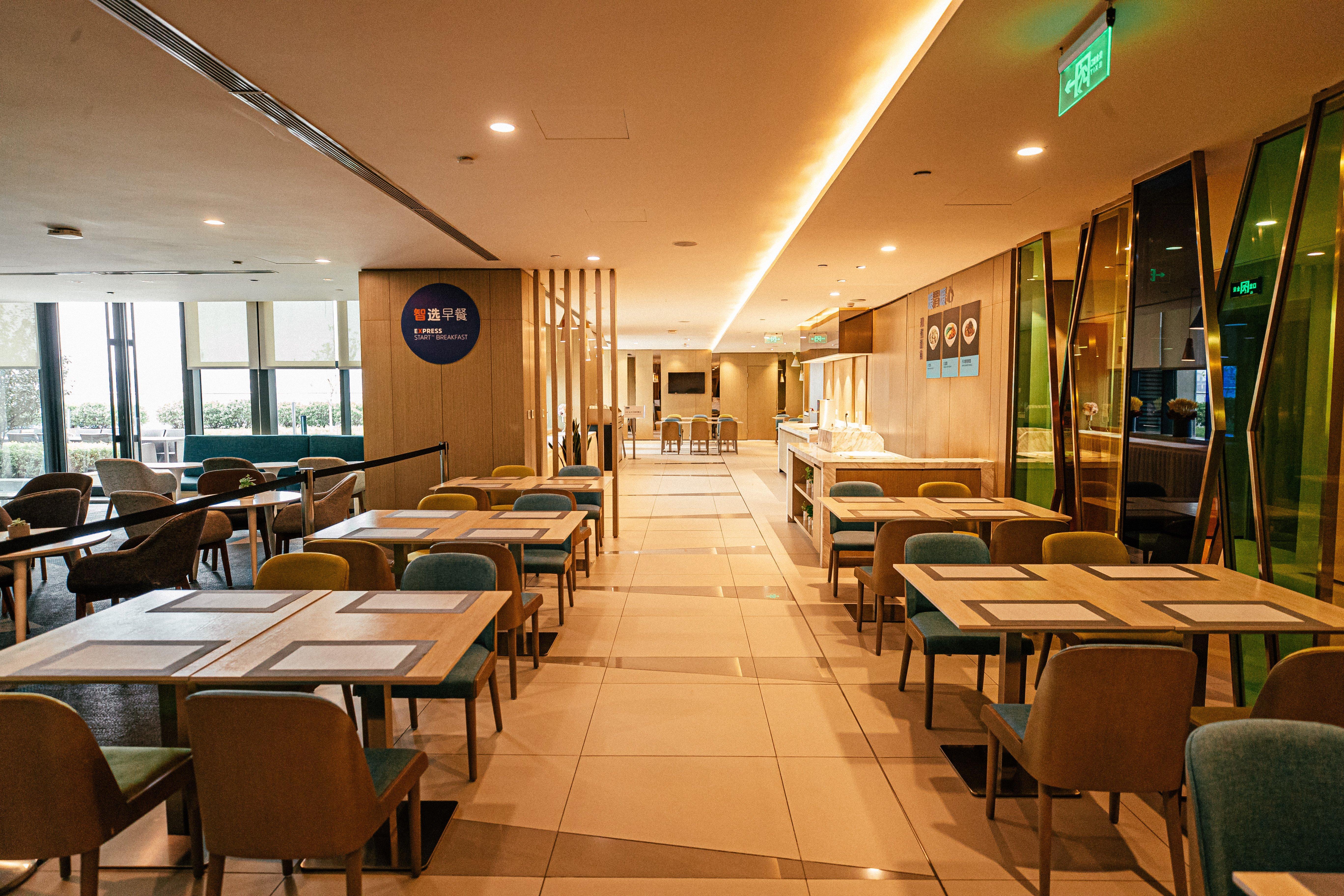 Holiday Inn Express Yingkou Onelong Plaza By Ihg Gaizhou Exterior foto